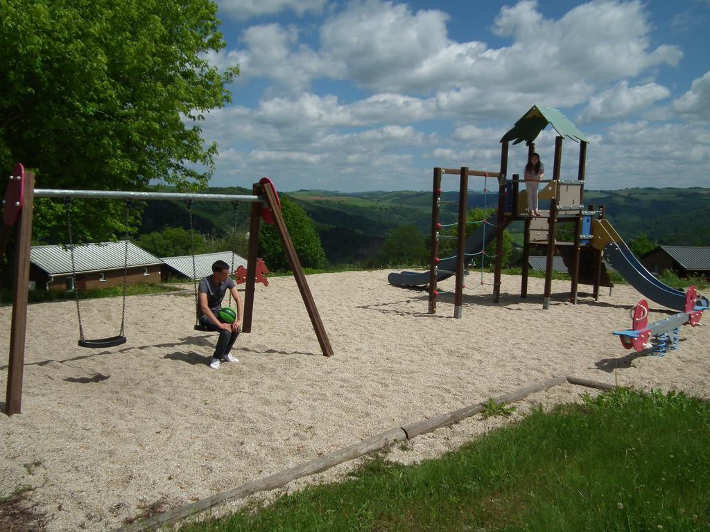 Camping Domaine Vallee Du Tarn Sn Saint-Cirgue Экстерьер фото